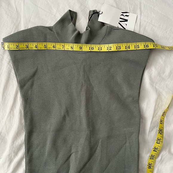 Zara Knit Top with Shoulder Pads - Picture 9 of 9